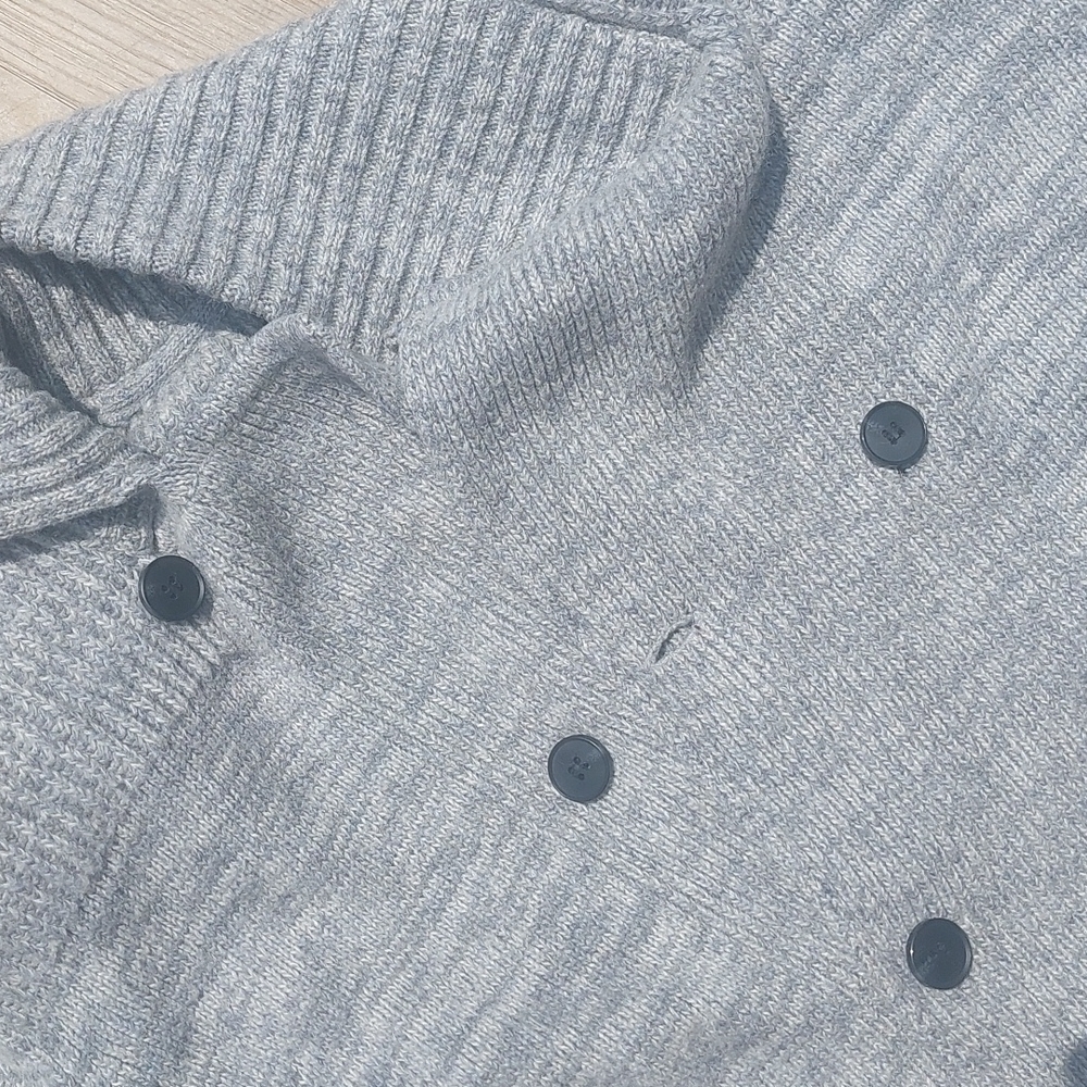 H&M sweater - Picture 4 of 9